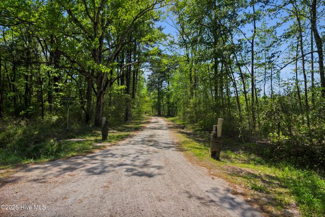 310 Myrtlewood Lane, Bayboro, NC 28515