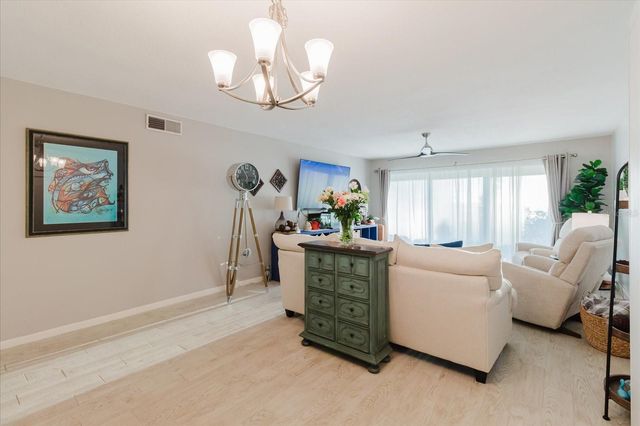 208 MARINER DRIVE 208, Tarpon Springs, FL 34689