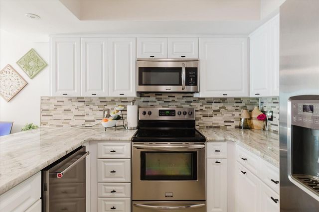 208 MARINER DRIVE 208, Tarpon Springs, FL 34689