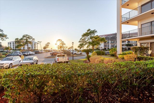 208 MARINER DRIVE 208, Tarpon Springs, FL 34689