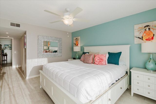 208 MARINER DRIVE 208, Tarpon Springs, FL 34689