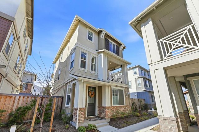 9263 Vista Cove Way, Newark, CA 94560