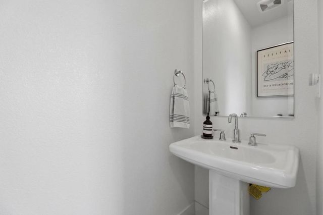 9263 Vista Cove Way, Newark, CA 94560