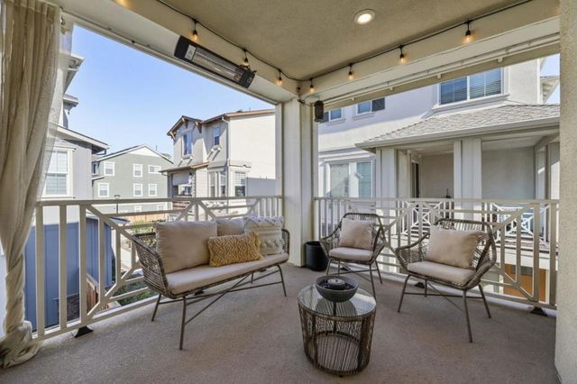 9263 Vista Cove Way, Newark, CA 94560