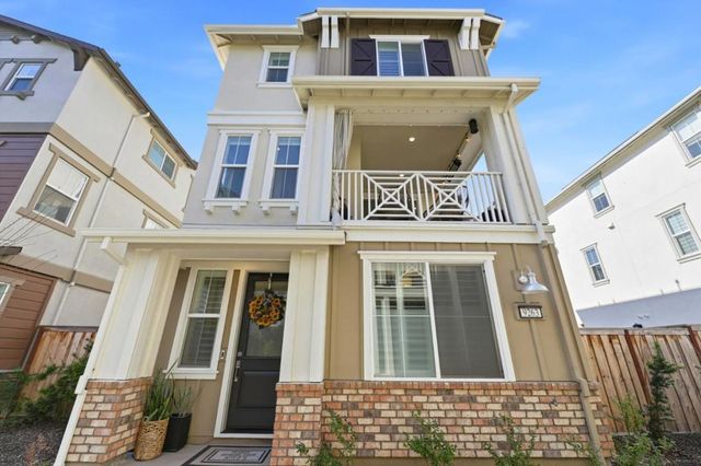 9263 Vista Cove Way, Newark, CA 94560