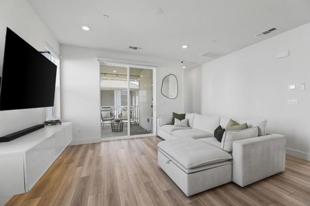 9263 Vista Cove Way, Newark, CA 94560