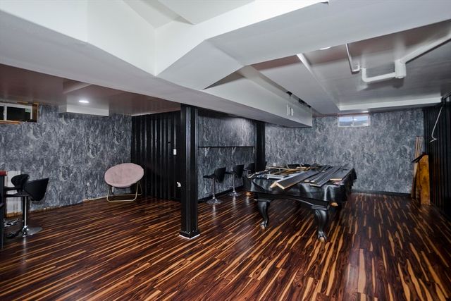 10 View St, Holyoke, MA 01040