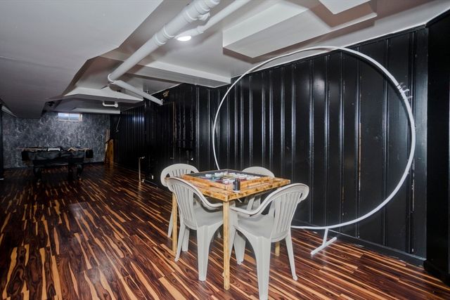 10 View St, Holyoke, MA 01040