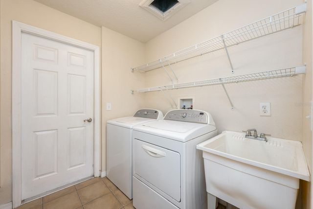 14139 SAPPHIRE BAY CIRCLE, Orlando, FL 32828