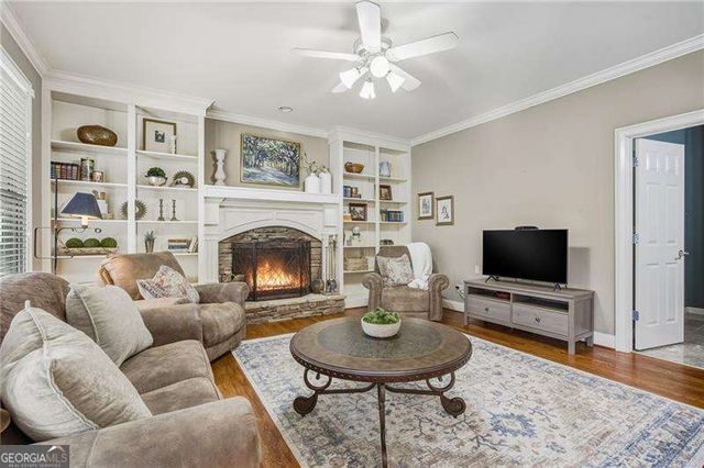 1707 Kenbrook Court NW, Acworth, GA 30101