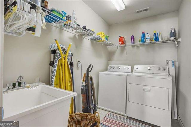 1707 Kenbrook Court NW, Acworth, GA 30101