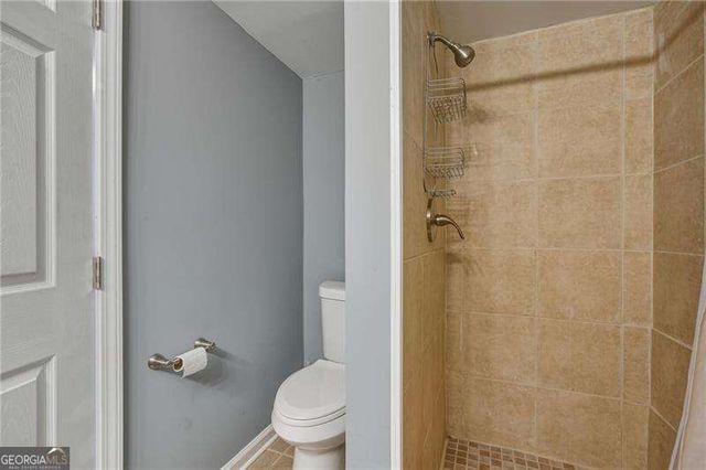 1707 Kenbrook Court NW, Acworth, GA 30101