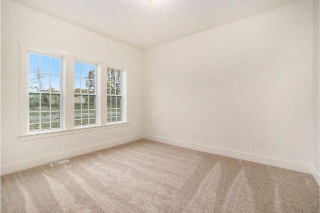 9392 Snow Valley Drive, Alto, MI 49302