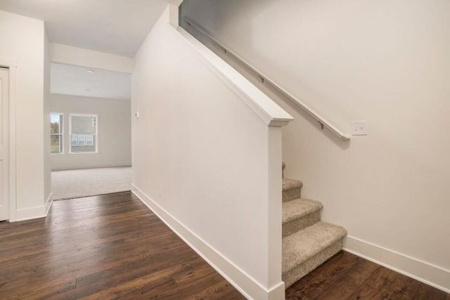 9392 Snow Valley Drive, Alto, MI 49302