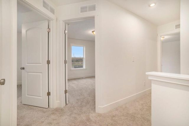 9392 Snow Valley Drive, Alto, MI 49302