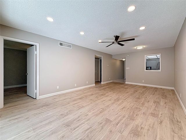 11485 OAKHURST ROAD 206, Largo, FL 33774