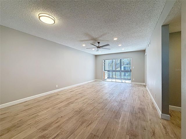 11485 OAKHURST ROAD 206, Largo, FL 33774