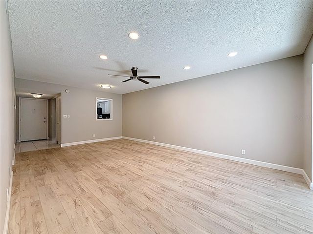 11485 OAKHURST ROAD 206, Largo, FL 33774