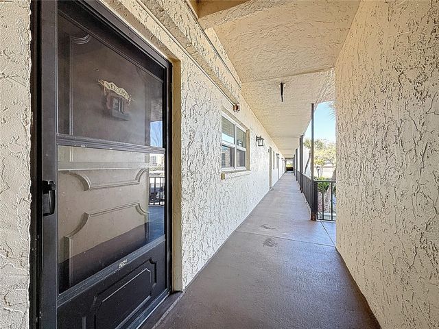 11485 OAKHURST ROAD 206, Largo, FL 33774