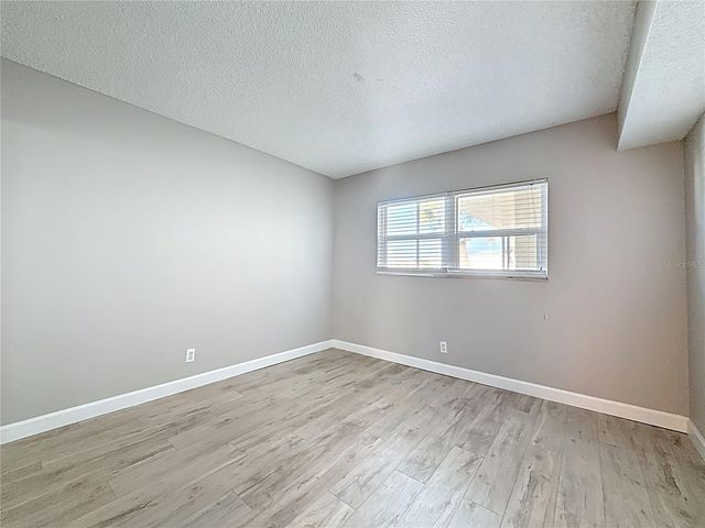 11485 OAKHURST ROAD 206, Largo, FL 33774