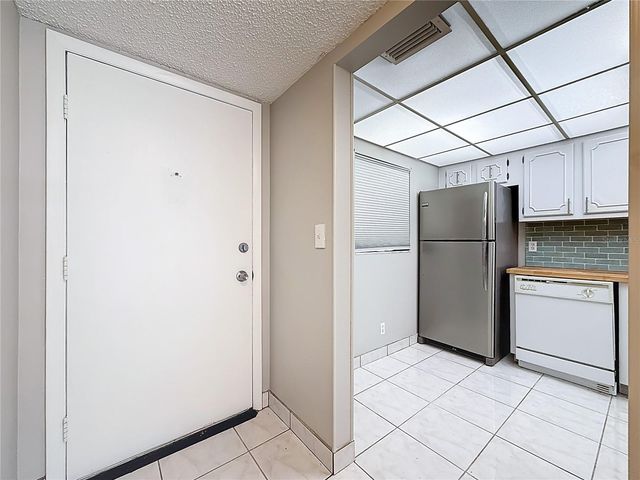 11485 OAKHURST ROAD 206, Largo, FL 33774