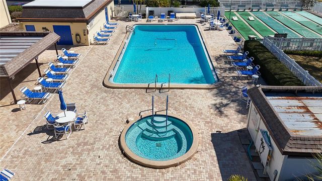 11485 OAKHURST ROAD 206, Largo, FL 33774