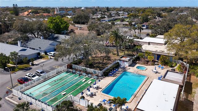 11485 OAKHURST ROAD 206, Largo, FL 33774