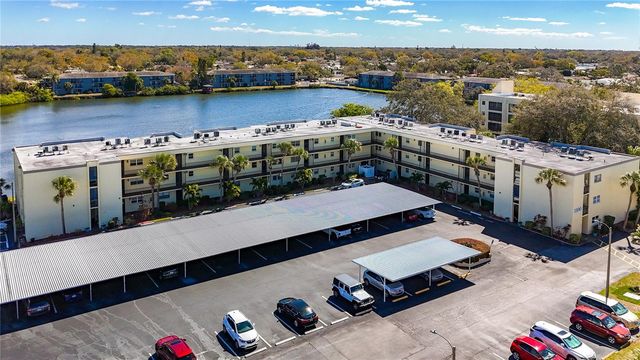 11485 OAKHURST ROAD 206, Largo, FL 33774