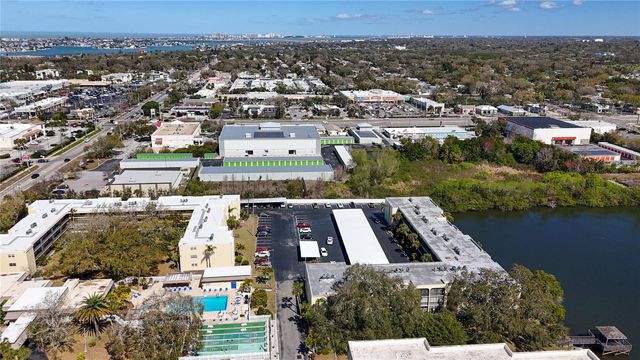 11485 OAKHURST ROAD 206, Largo, FL 33774