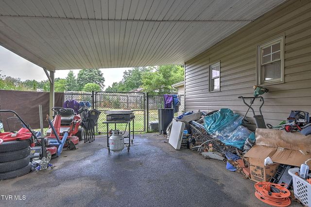 7613 Reedy Creek Road, Bristol, VA 24202
