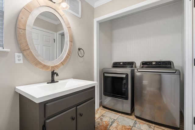 8514 Oak View Drive, Chattanooga, TN 37421