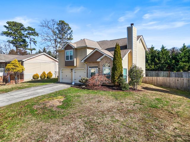 8514 Oak View Drive, Chattanooga, TN 37421