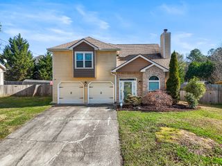 8514 Oak View Drive, Chattanooga, TN 37421