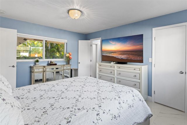 11305 NW 38th St, Coral Springs, FL 33065