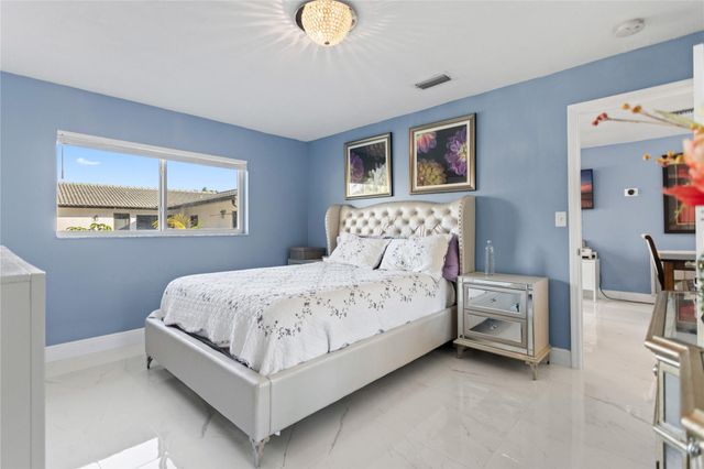 11305 NW 38th St, Coral Springs, FL 33065