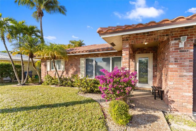 11305 NW 38th St, Coral Springs, FL 33065