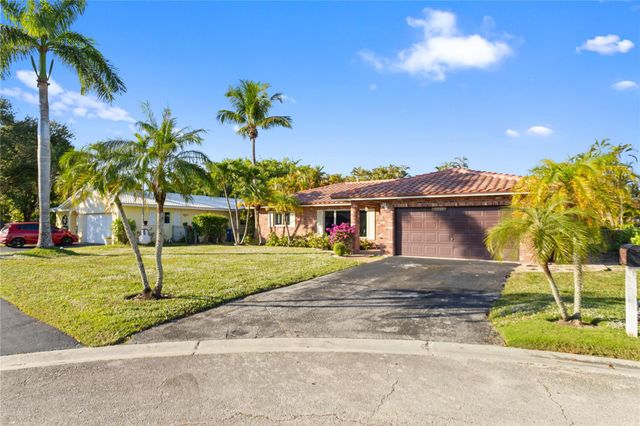 11305 NW 38th St, Coral Springs, FL 33065