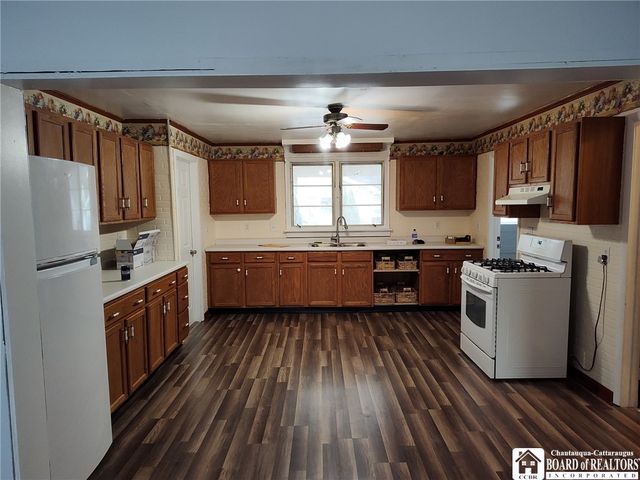 2272 Orchard Place, Collins, NY 14034