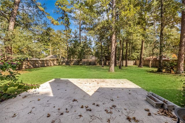 914 Mesquite Drive, Magnolia, TX 77354