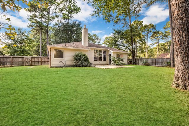 914 Mesquite Drive, Magnolia, TX 77354