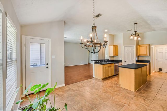 914 Mesquite Drive, Magnolia, TX 77354