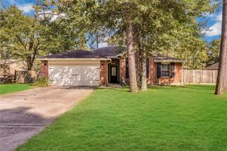 914 Mesquite Drive, Magnolia, TX 77354