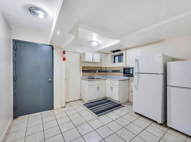 160-02 Normal Road, Jamaica Hills, NY 11432