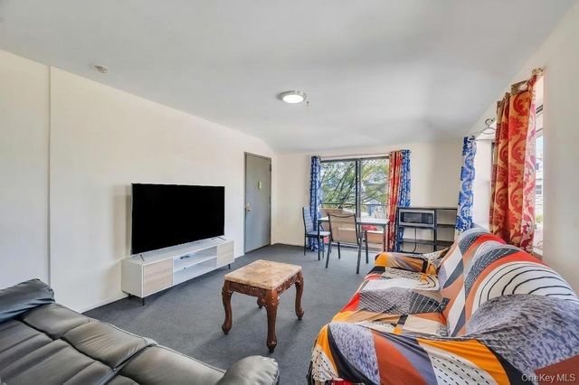 160-02 Normal Road, Jamaica Hills, NY 11432