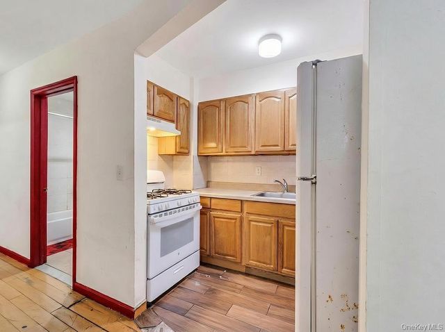 160-02 Normal Road, Jamaica Hills, NY 11432