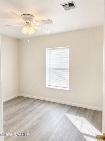 125 Delasalle Drive, New Iberia, LA 70560