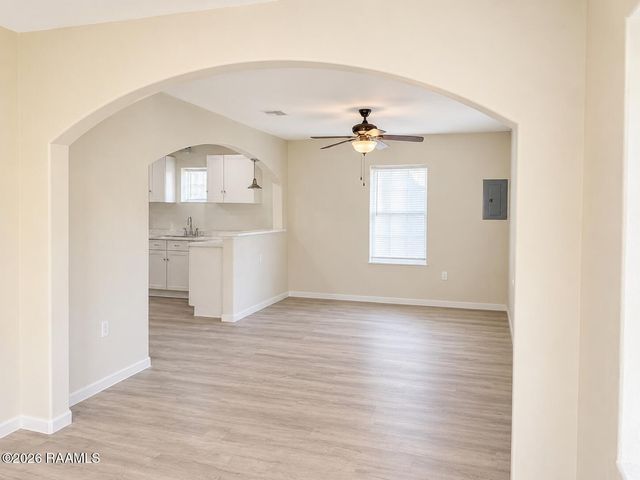 125 Delasalle Drive, New Iberia, LA 70560