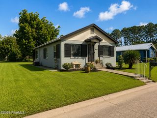 125 Delasalle Drive, New Iberia, LA 70560