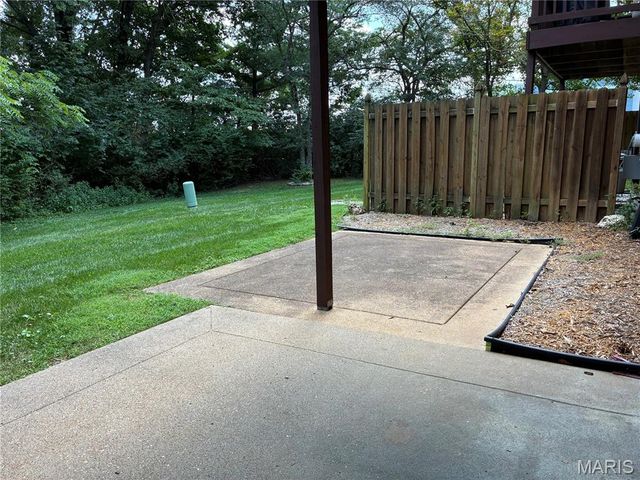124 Conway Cove Drive, Chesterfield, MO 63017