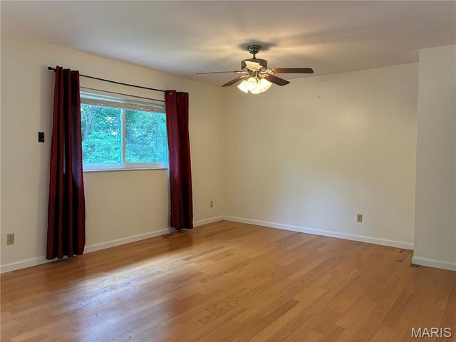 124 Conway Cove Drive, Chesterfield, MO 63017